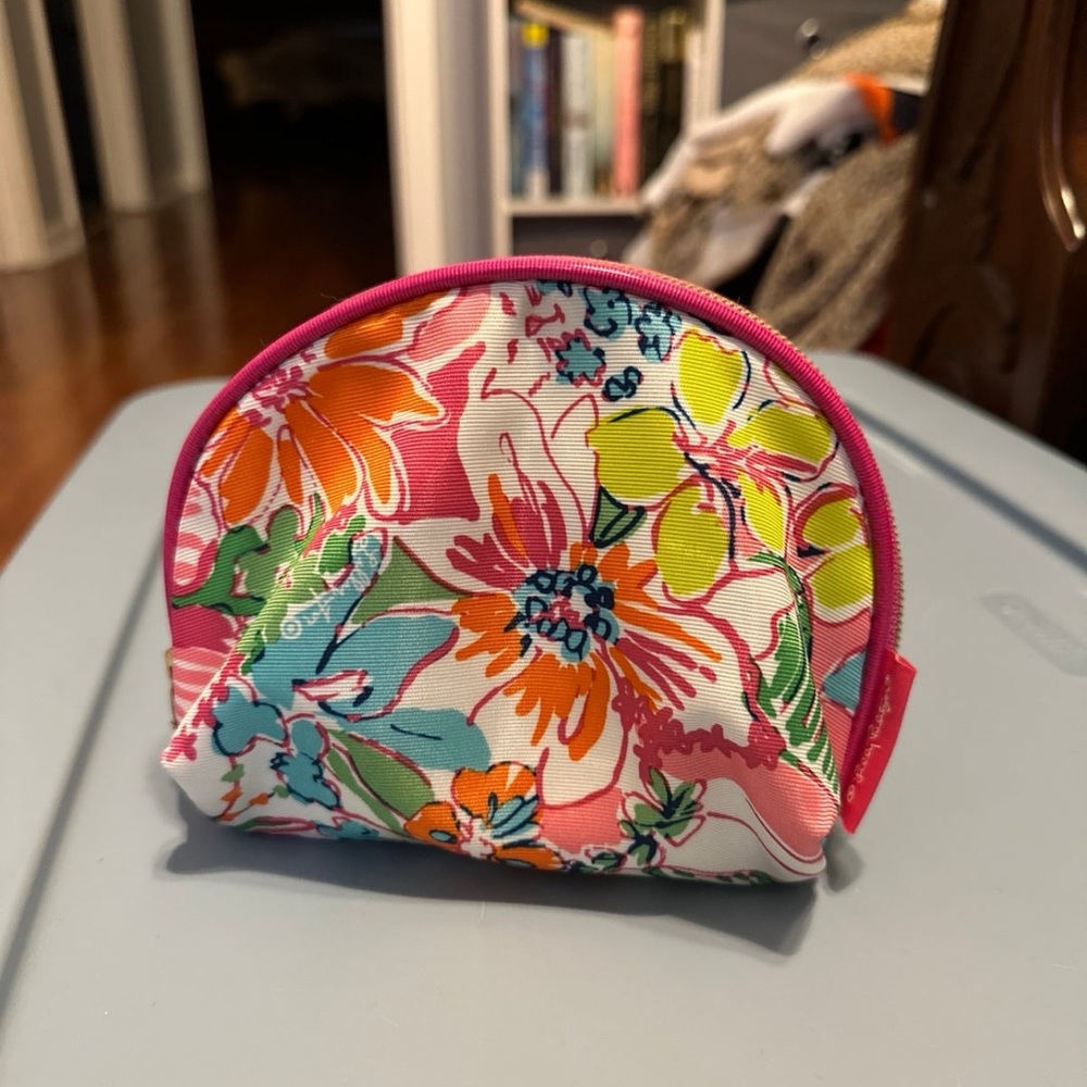 Small Lilly Pulitzer Target 20th anniversary collection makeup pouch